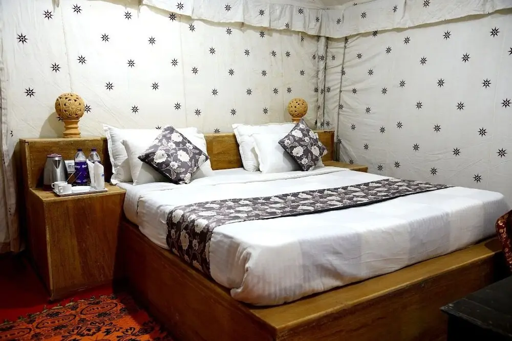 Джайсалмер: Desert Over Night Camp & Resort