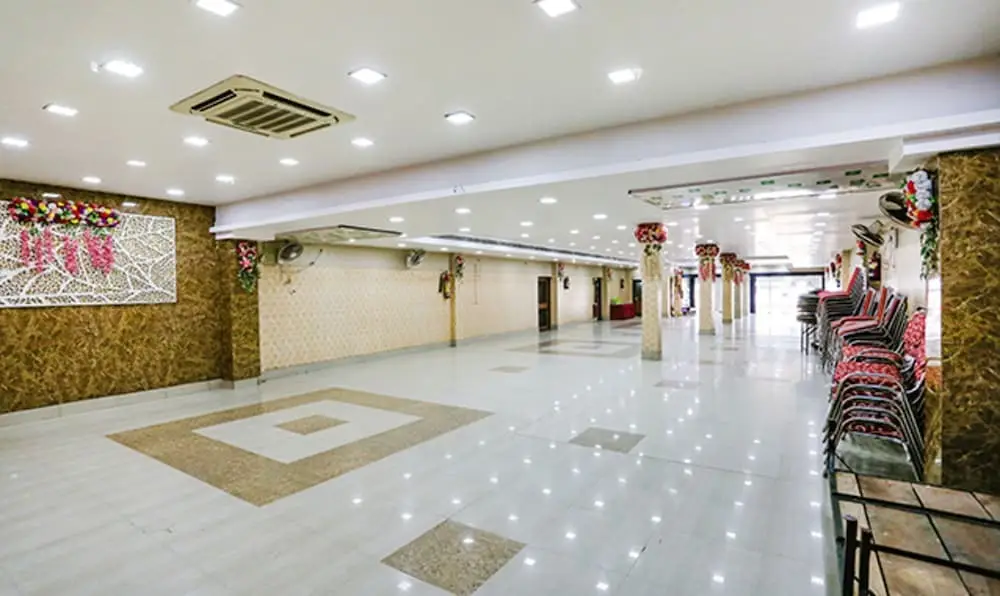 Канпур: Fabhotel Maharoopa