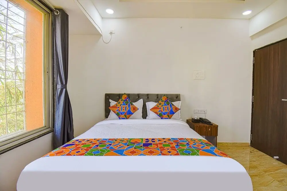 Пуна: Fabhotel Red Velvet Inn & Suites