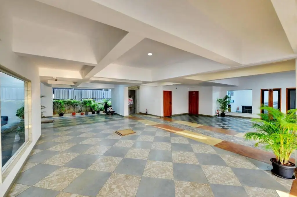 Бангалор: Fabhotel Om Residency