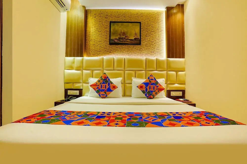 Тхане: Fabhotel Hindustan Residency