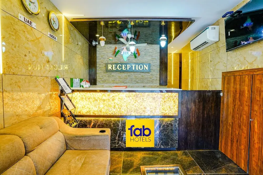 Тхане: Fabhotel Hindustan Residency