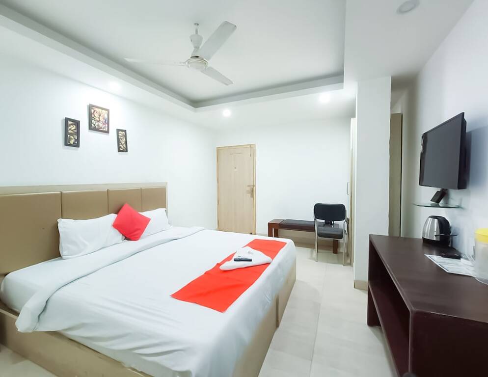 Нью-Дели: Roomshala 054 Hotel Mahal
