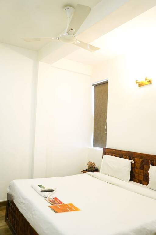 Нью-Дели: Roomshala 028 Blu Lagoon