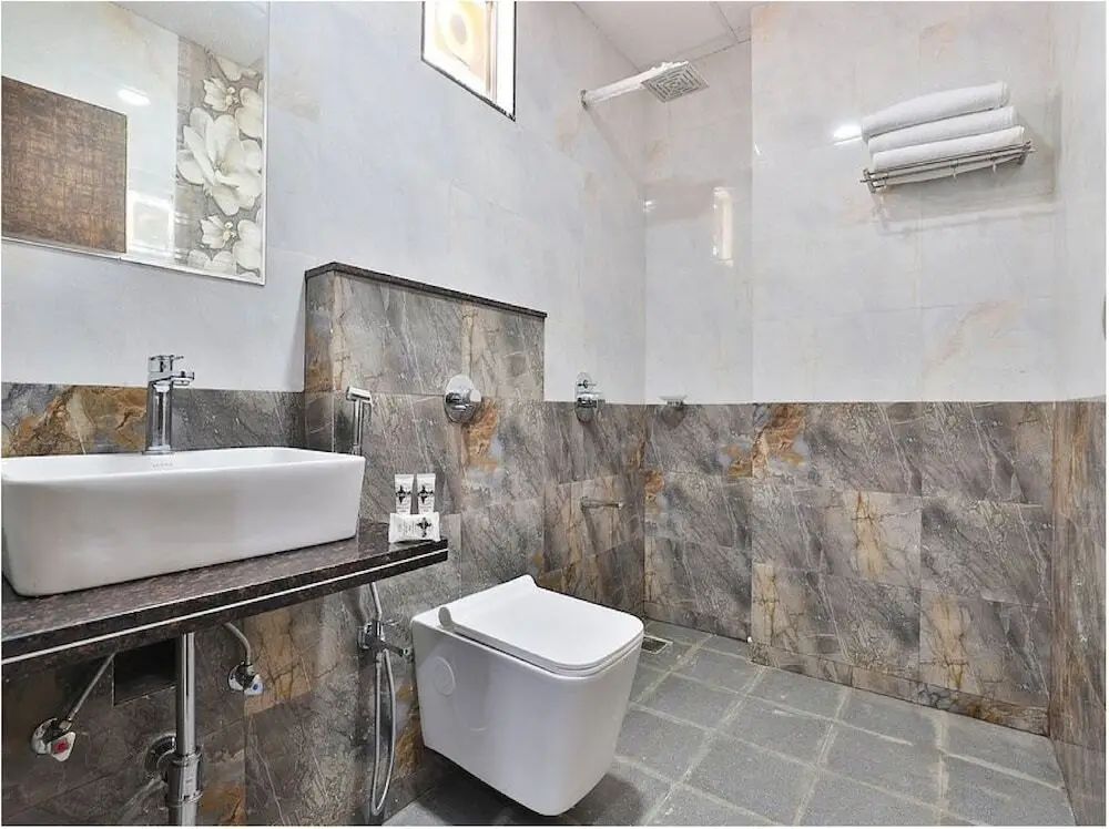 Дварка: The Sky Comfort - Hotel Parth Inn