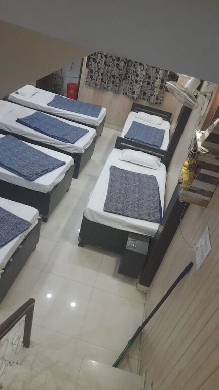 Лакхнау: Goroomgo Comfort Hostel Charbagh Lucknow