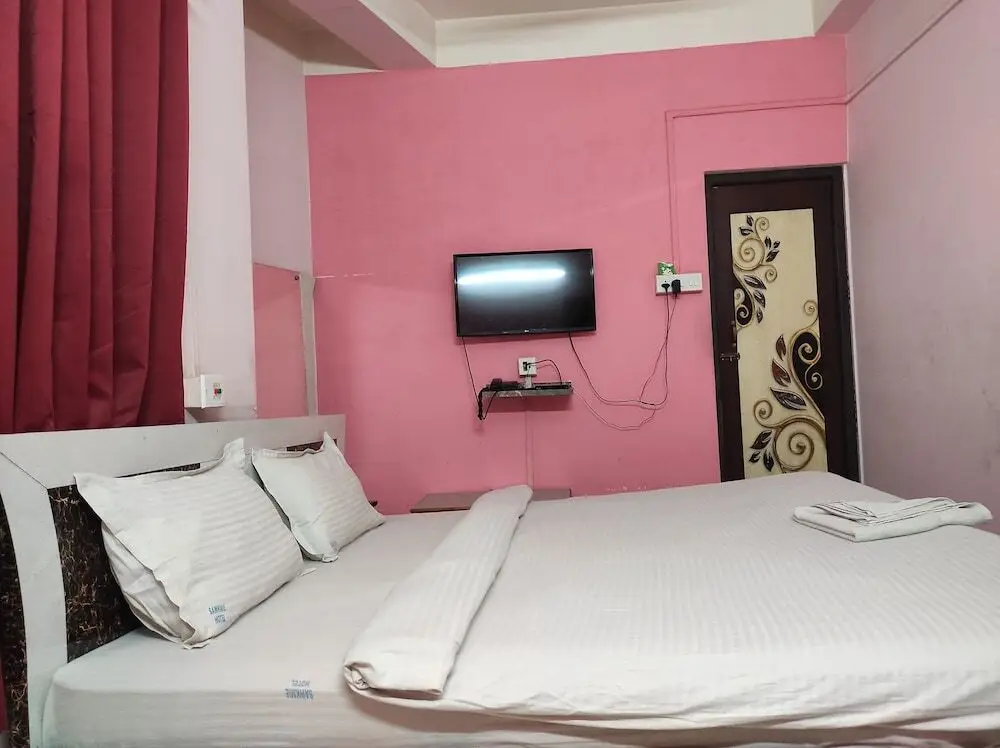 Гувахати: Sawkmie Hotel