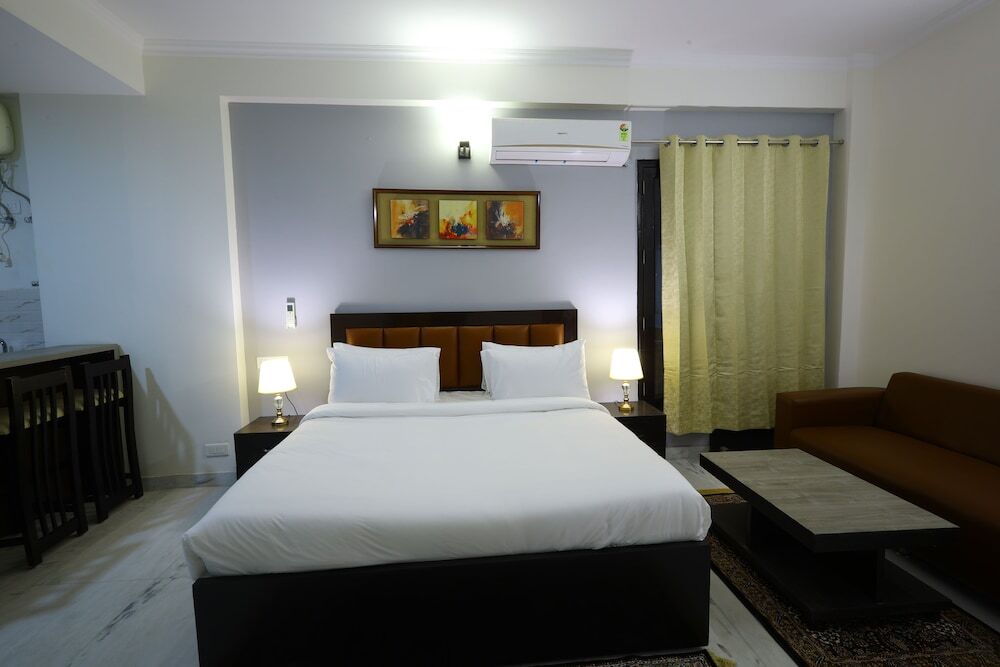 Гуруграм: The Ayali Suites & Apartments