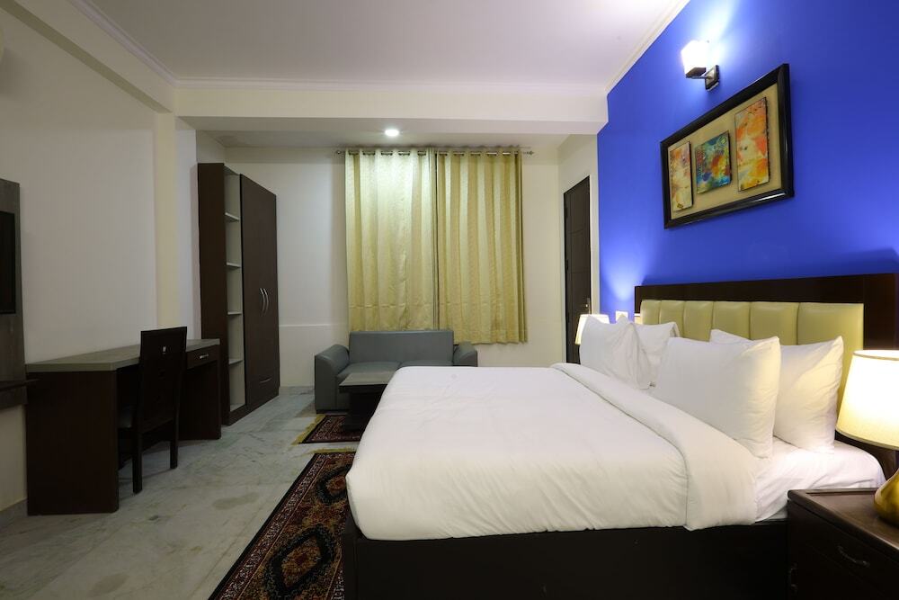 Гуруграм: The Ayali Suites & Apartments