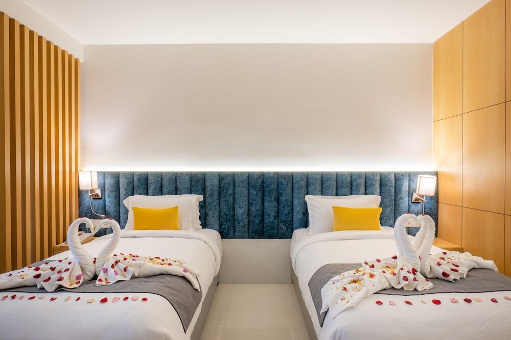 Джорхат: Hotel Clubway Grand