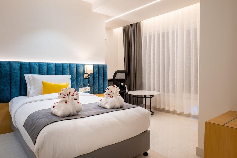 Джорхат: Hotel Clubway Grand