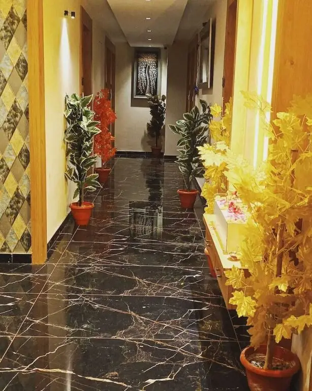Вадодара: Hotel MD