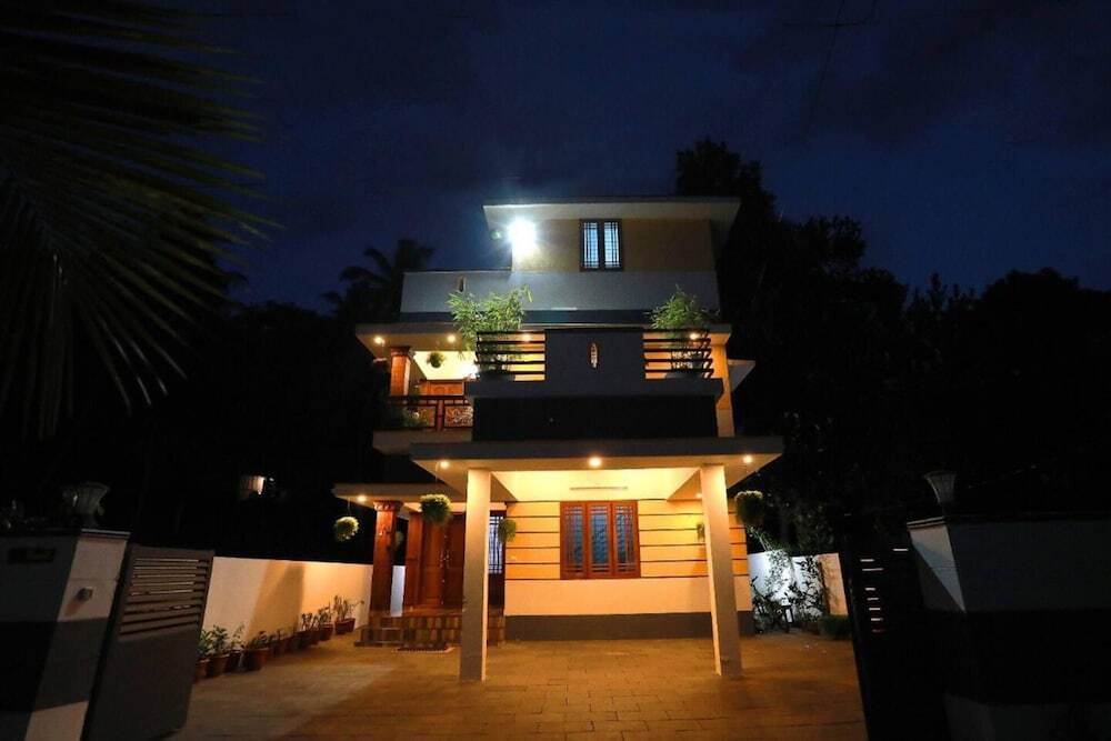 Oyster Marris Homestays in Trivandrum — фото 1