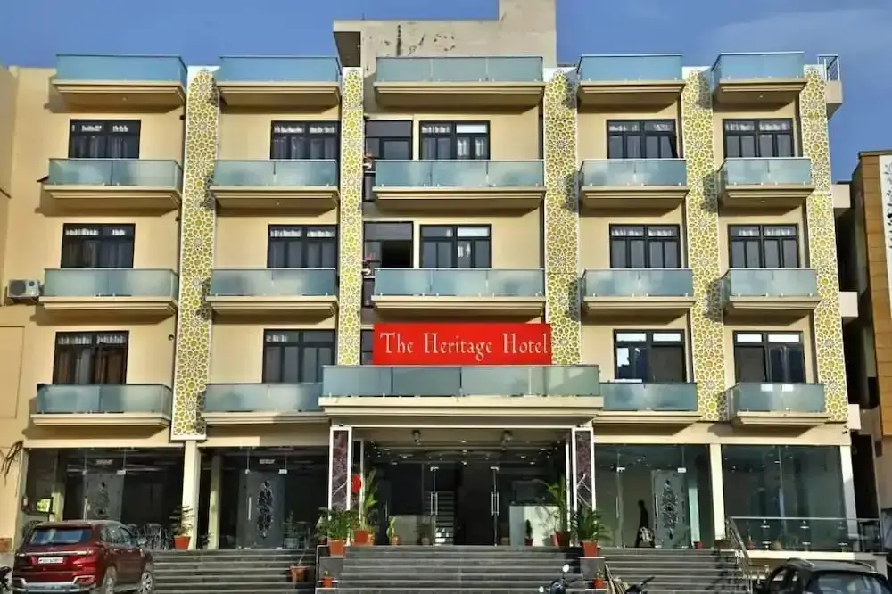 Амбер: The Heritage Hotel