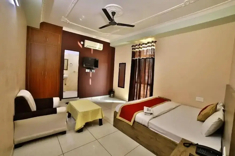 Амбер: The Heritage Hotel