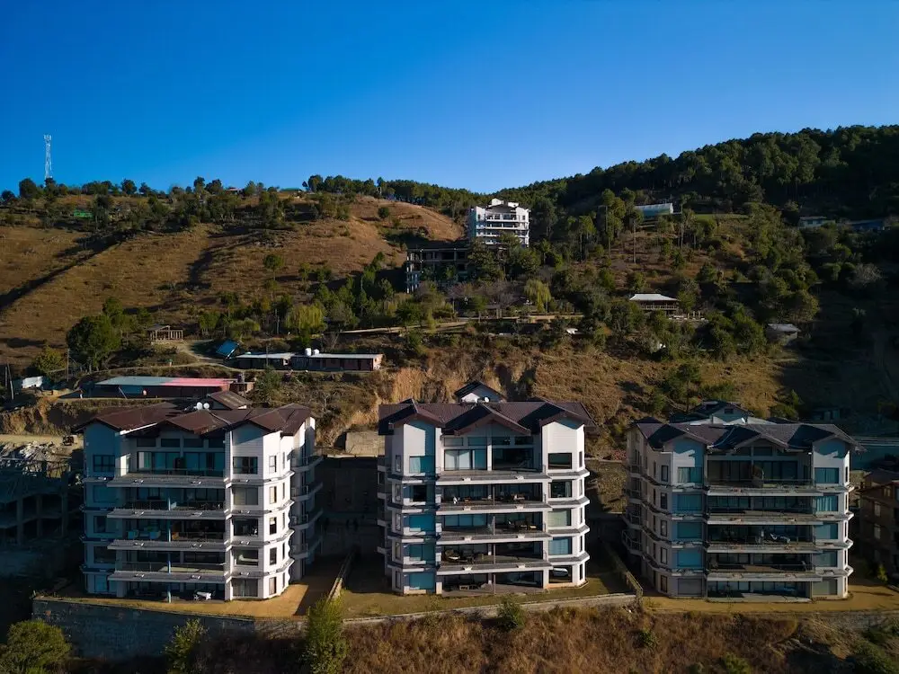 Куфри: Five Star Hotel Apartment by The Manor