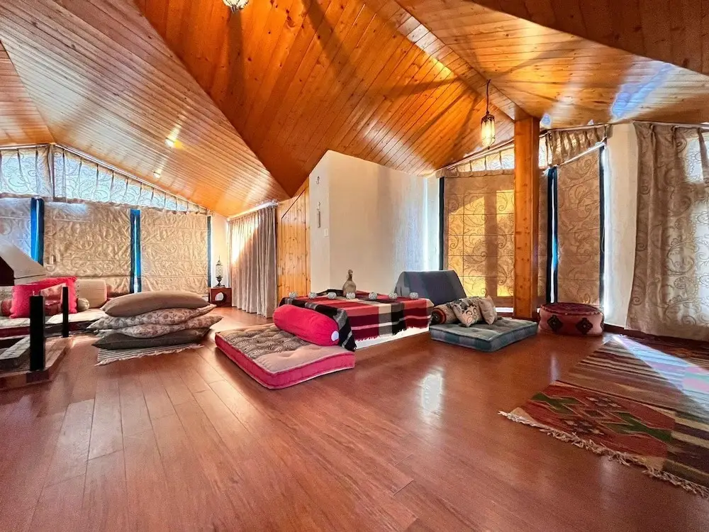 Куфри: Five Star Hotel Apartment by The Manor