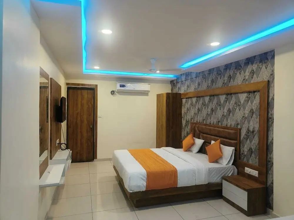 Вадодара: Hotel Krishna Villa