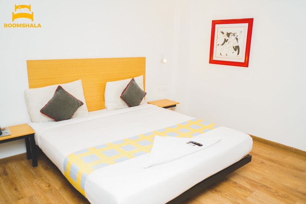 Нью-Дели: Roomshala 077 Hotel City Life