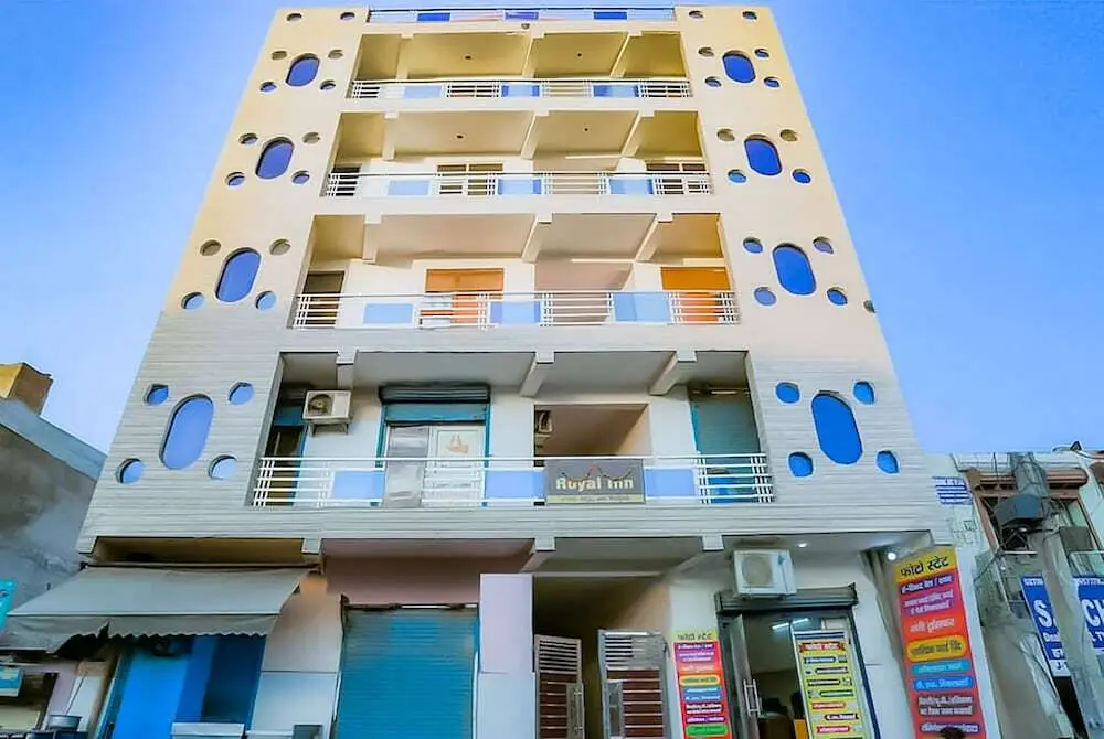 Нью-Дели: Roomshala 077 Hotel City Life