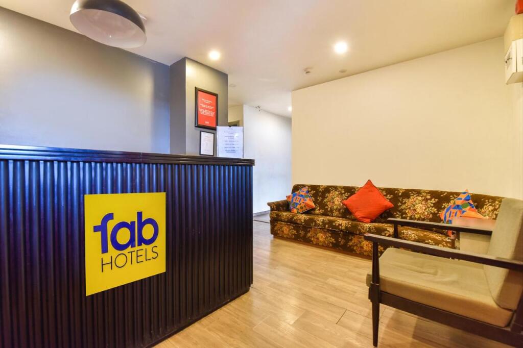 Ахмедабад: FabHotels Ny Townhouse