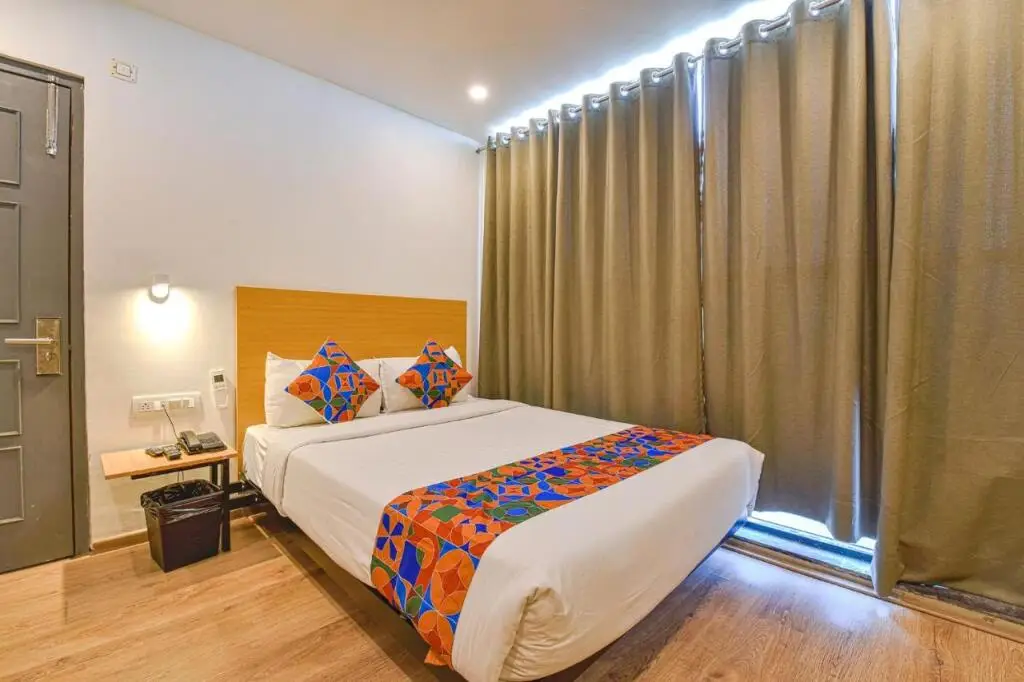 Ахмедабад: FabHotels Ny Townhouse