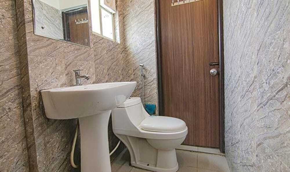 Дехрадун: Fabhotel Shri Krishna Residency