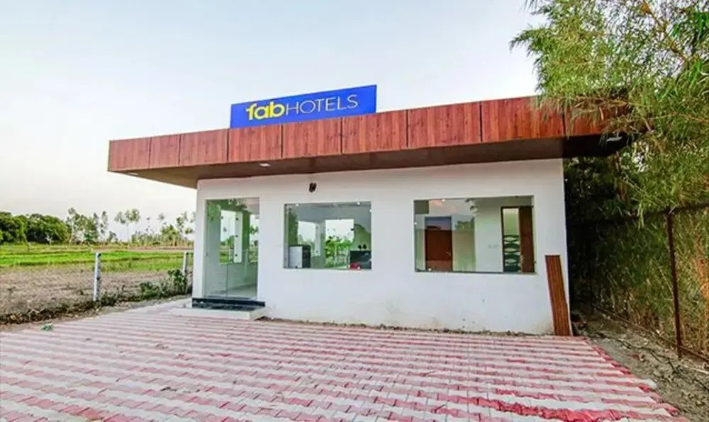Наинитал: Fabhotel Corbett Tiger Resort