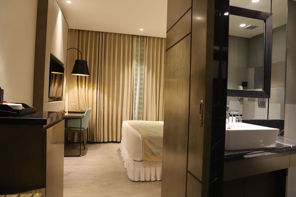 Джамшедпур: The Cruze Premium Boutique Hotel
