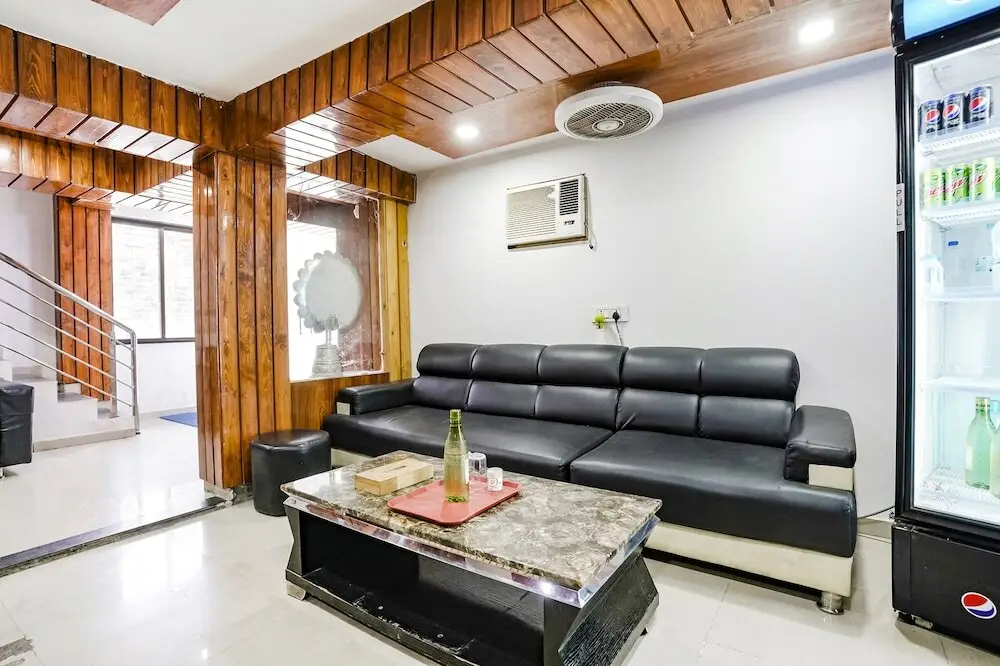 Сурат: Fabhotel Vrundavan