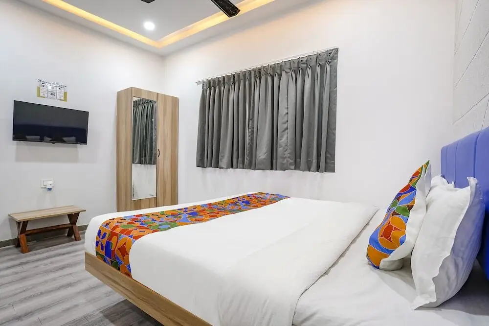 Сурат: Fabhotel Vrundavan