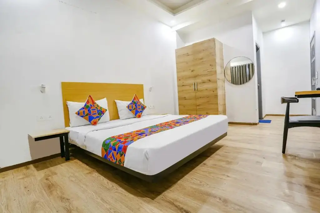 Нью-Дели: FabHotel F9 Rohini Sector 23