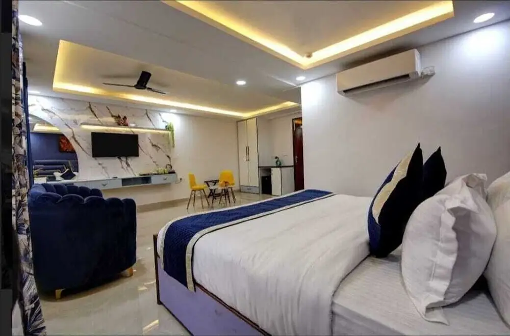 Нойда: Hotel Noida Dreamz 144