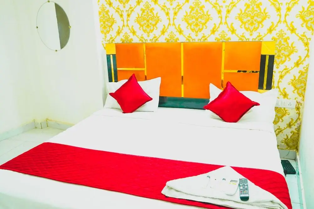 Нью-Дели: Roomshala 080 Hotel Kings
