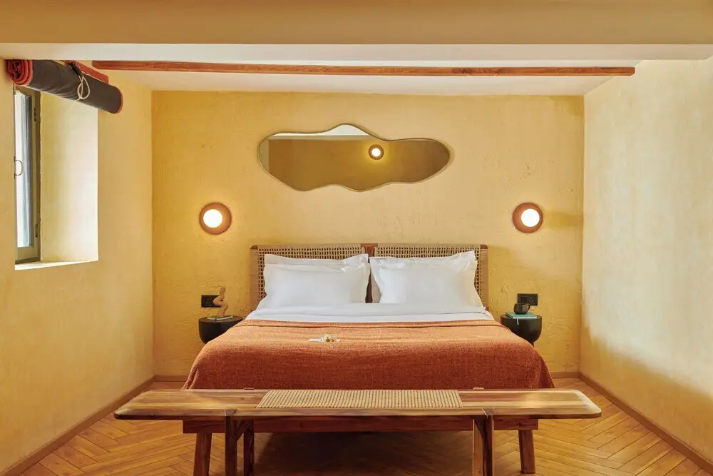 Куфри: MINIMALIST An Eco Farmstay