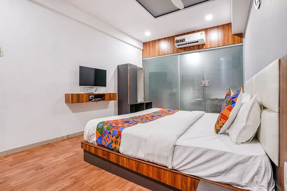 Сурат: Fabhotel The Valentine