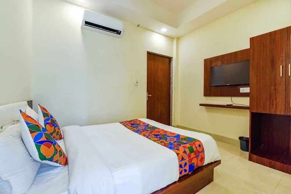 Удаипур: Fabhotel Diamond I