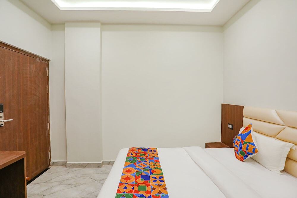 Лакхнау: Fabhotel Dds