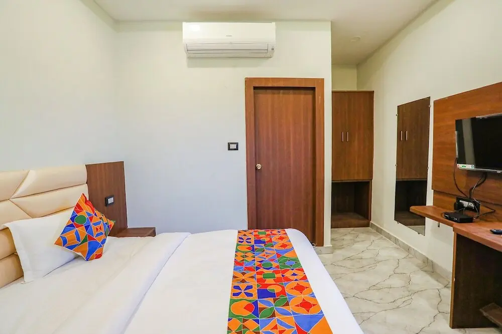 Лакхнау: Fabhotel Dds