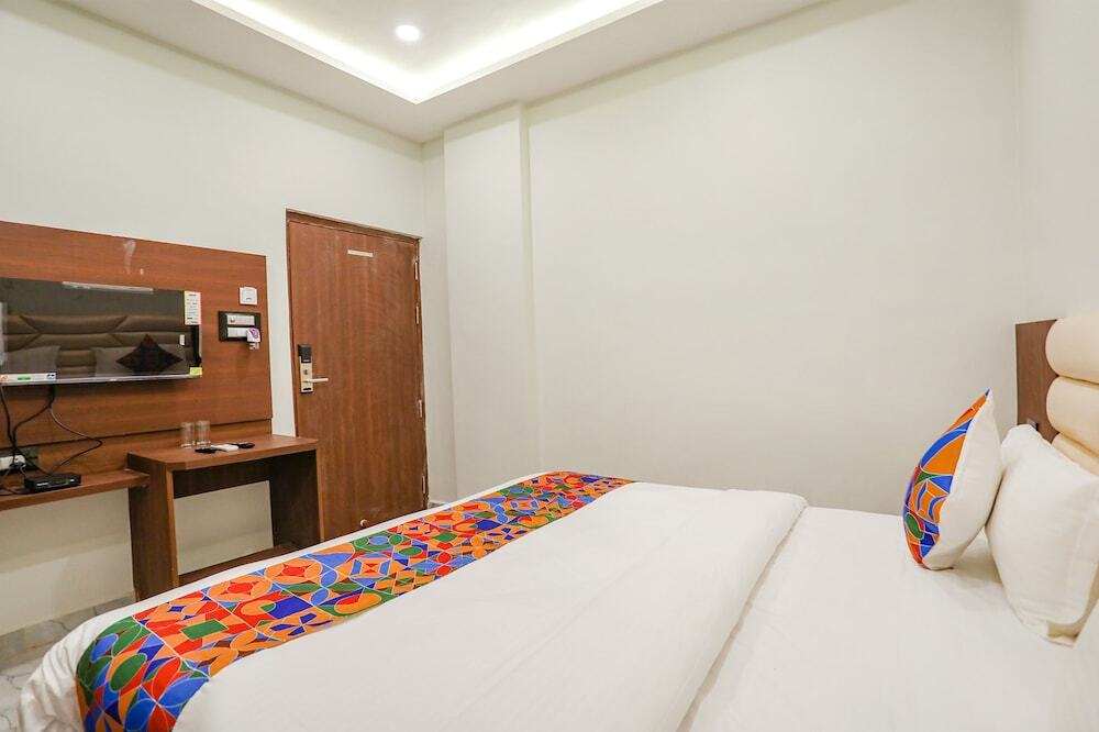 Лакхнау: Fabhotel Dds