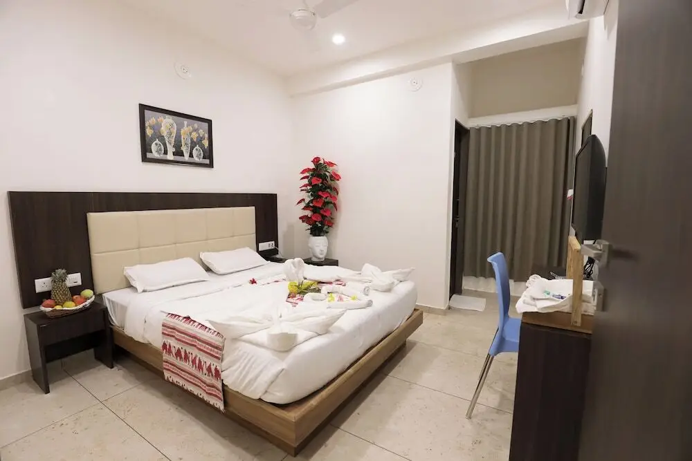 Гарудешвар: Leena Resort
