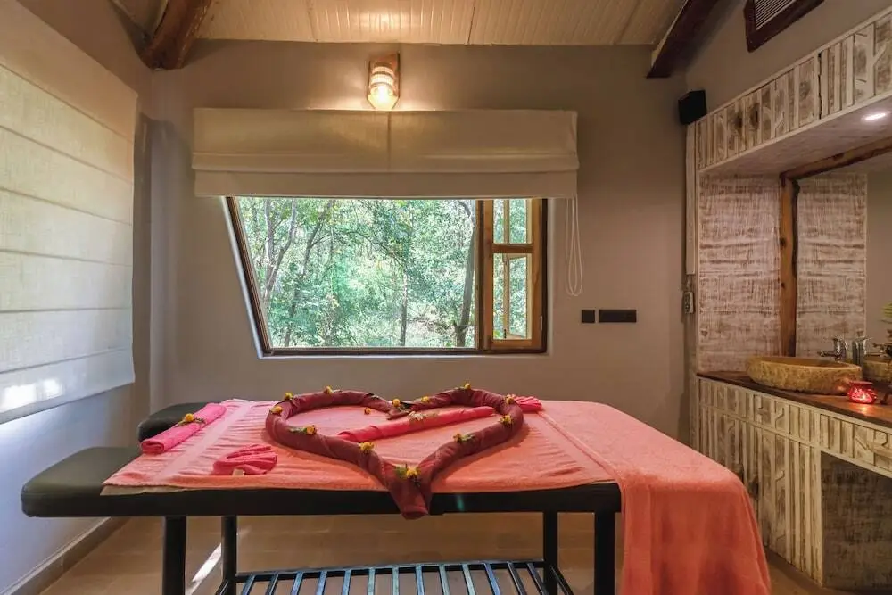 Баихар: Kanha Jungle Camp