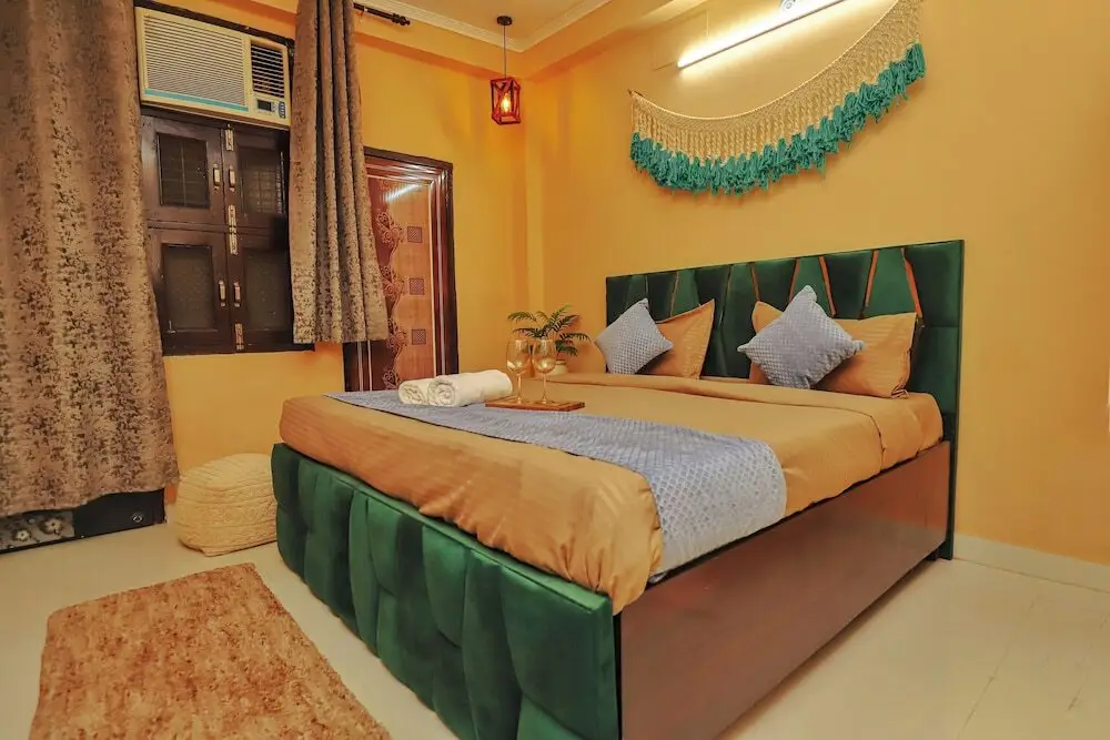 Нойда: Roomshala 035 Premium Inn Noida Sec 15