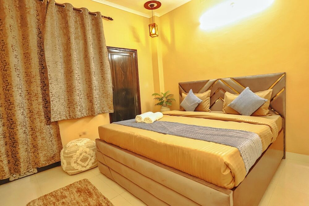 Нью-Дели: Roomshala 101 Lakshmi Residency