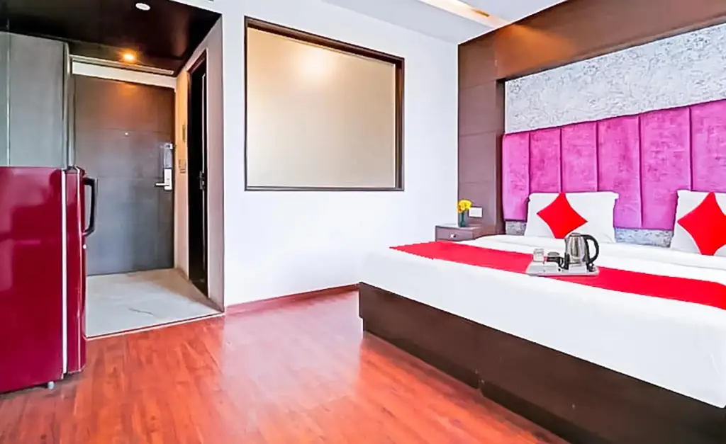 Нью-Дели: Roomshala 104 Hotel Billions