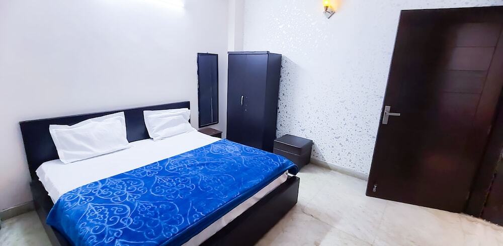 Нью-Дели: Oyo 337 Hotel Anand