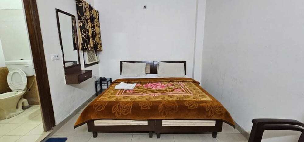 Нью-Дели: Hotel Jageer Bawana