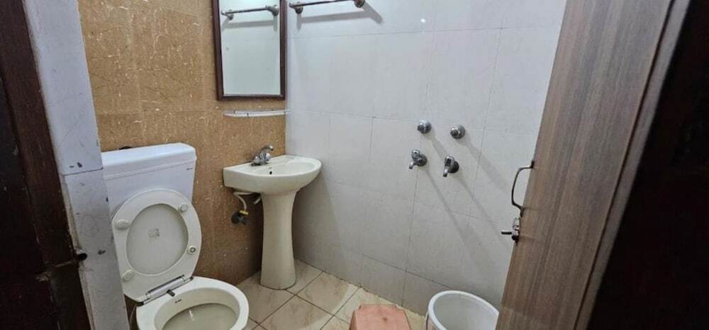Нью-Дели: Hotel Jageer Bawana