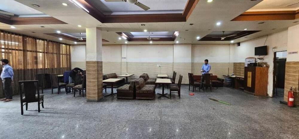 Нью-Дели: Hotel Jageer Bawana