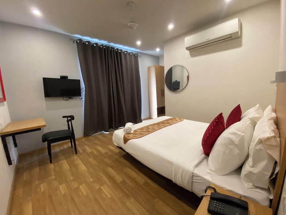 Нью-Дели: F9 Hotels